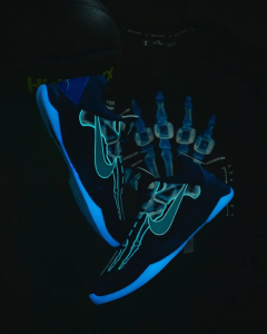 glow in dark sneakers