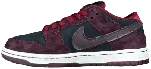 RIOT Skateshop Nike SB Dunk Low